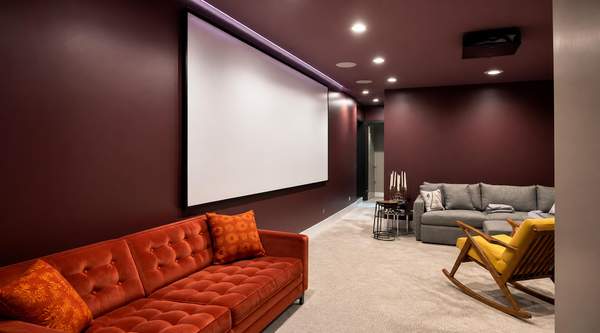 Does Your Oak Park Home Need a Refresh? A Guide to Artist Painters' Wallpaper Removal